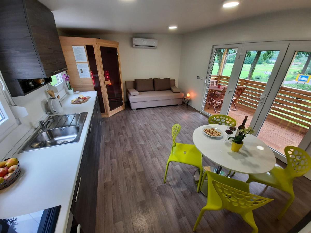 Chalet And Apartment Zonir With Sauna โคบาริด ภายนอก รูปภาพ