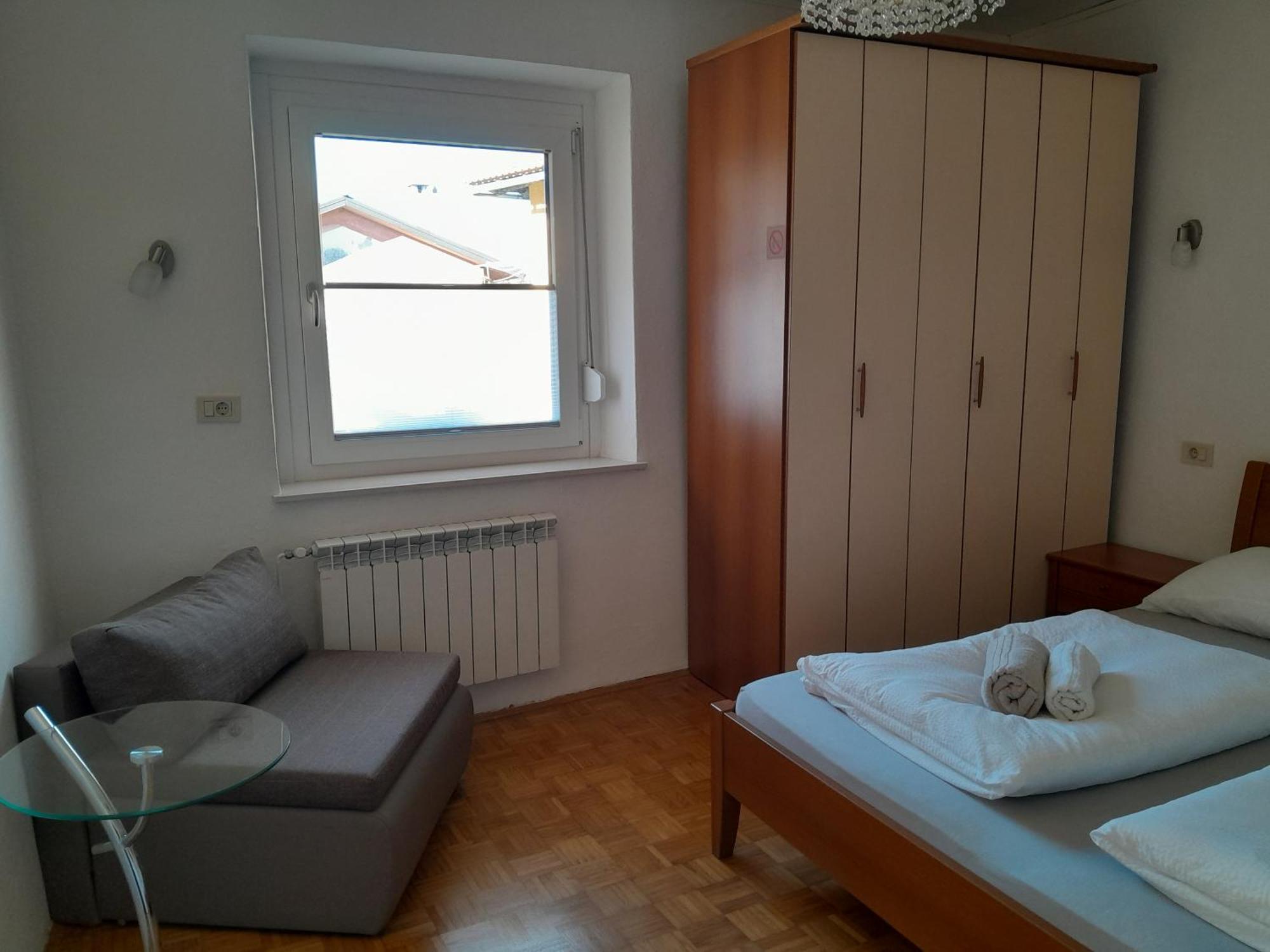 Chalet And Apartment Zonir With Sauna โคบาริด ภายนอก รูปภาพ